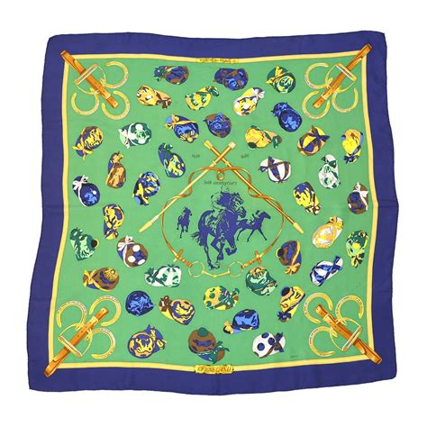 what is the average size of a hermes scarf|where to buy hermes scarves.